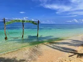 Tagosilangan Beach House