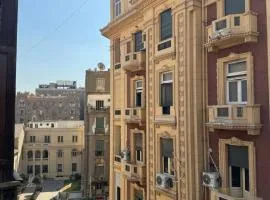 Kings Host in Cairo Downtown