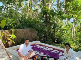 Romantic Eco safary tent,Cozy by Natura,private pool,sea view, Exotic luxury private glamping, luxusní kemp v destinaci Nusa Penida