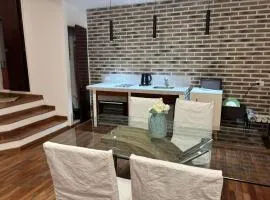 Hermoso loft en pleno camba cua a dos cuadras de la costanera !!