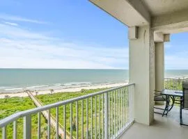 Beachside Penthouse with Ocean Views