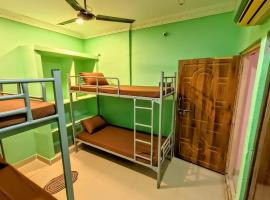 Tiny Hub, Smart & Comfy Rooms, &mu;έ&rho;&omicron;&sigmaf; &gamma;&iota;&alpha; &nu;&alpha; &mu;&epsilon;ί&nu;&epsilon;&tau;&epsilon; &sigma;&epsilon; Rajahmundry