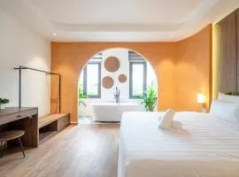 La Hotel Nguyen Van Dung