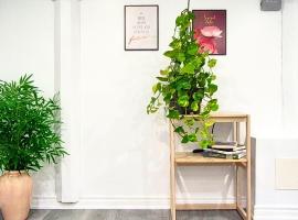 토론토에 위치한 호텔 Pacific Mall Bright & Cozy Rooms with Privated Bathrooms