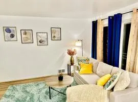 Chic Townhome - Your cozy haven awaits in Lynnwood
