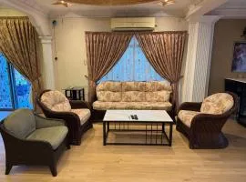 Kas Villa Homestay JB