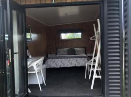 A Rural Retreat, Cabin with Private Bathroom No 2, penzion – hostinec v destinaci Hastings