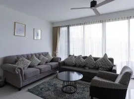 Spacious 3BR Sea-View Condo Resort Amenities 2708