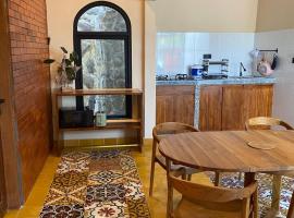 Ajeng Homestay Uluwatu, hôtel à Uluwatu