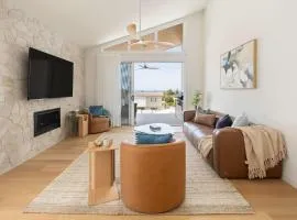 The Tropic - Dicky Beach Escape