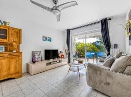 Appartement bord de bassin