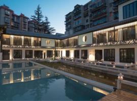 Gongxili-Xijian Hotel - Kunming Dongfeng East Road Dashuying Metro Station, hotel di Kunming