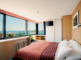 UP THERE design rooms, hotell Splitis