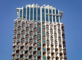 SLS Dubai Hotel & Residences