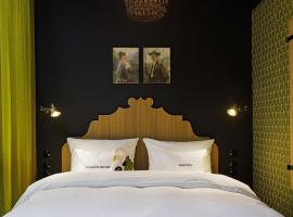 25hours Hotel The Royal Bavarian, hotel Münchenben