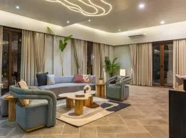 Raina Villas Goa 6 bhk lux Pvt Pool