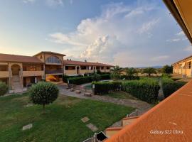 Casa Martina, hotel in Casa Botrona