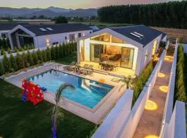 Odella 2 - Luxury Villa for 6 in Zorlar, Seydikemer