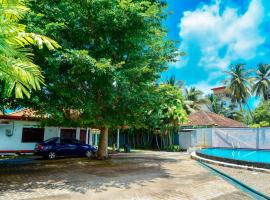 Villa Thotiya, hotel in Aluthgama