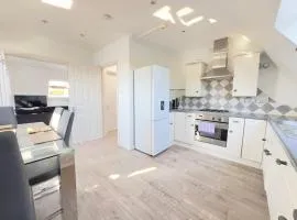 Ealing Hight's-underground walking direct to Heathrow -shops