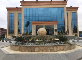 Jewel Inn Beni Suef, ξενοδοχείο με πάρκινγκ στην Μπένι Σουέφ