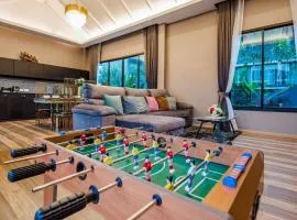 Sky Blue Pool Villa at Hua Hin 3Bedrooms and 4 Bathrooms near Cha-Am beach