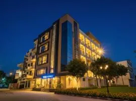 FabHotel The Diamond