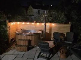 Modern 2 bedroom cottage near Bike Park Wales.