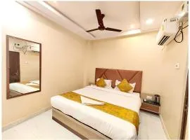 The BNK Heritage - Near Baba Vishwanath Temple and Ganga Aarti Ghat #Fully Air Conditioning #Lift #Wi-Fi - Room Service & Best Premium Hotel In Varanasi