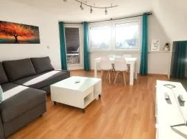 Cozy City Apartments 2, 2-Room Flat for Vacation & Messe Düsseldorf, Perfect Connectivity