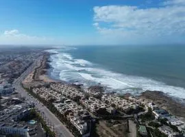 Villa 4-Bedroom with Private Pool & Rooftop Sea View in Tamaris