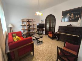 Charmant Appart Punique au C&oelig;ur de Carthage, hotel que aceita pets em Carthage