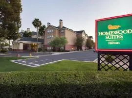 Homewood Suites by Hilton Phoenix-Biltmore