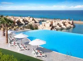 Luxury Double story Villa with Pool