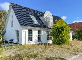 2 Bedroom Nice Home In Harpelunde