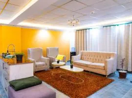VillaromAfrica Staycations-Gold Suite