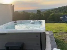 Ozark Escape - Hot Tub Mountain Views and Near Buffalo River