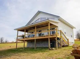 Ozark Escape - Hot Tub Mountain Views and Near Buffalo River