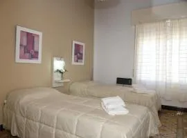 Altos Yrigoyen Hotel