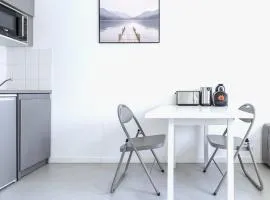 Small functional cocoon Ideal solution for students or professionals