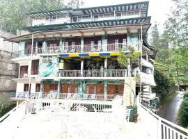 Grand adamspeak hotel & restaurant