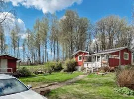 Awesome Home In Hyssna