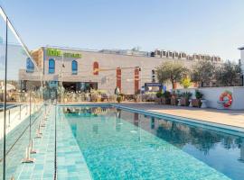 Ibis Styles Sevilla City Santa Justa, khách sạn ở Seville