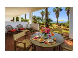 Gorgeous Apartment In Briatico