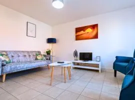 Stylish Innsworth home with garden & parking