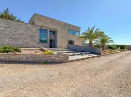Stunning Home In Yecla With Private Swimming Pool, Can Be Inside Or Outside