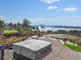 Beautiful Home In Fitjar With House Sea View, Hotel in Fitjar