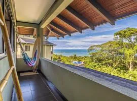 Laid-back Boho-chic Duplex Penthouse, sea and jungle views, AC