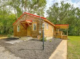 Dog-Friendly Retreat Near Delaware Bay
