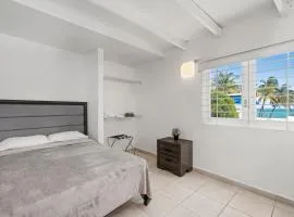 Coastal Paradise With Pool And Ocean Access